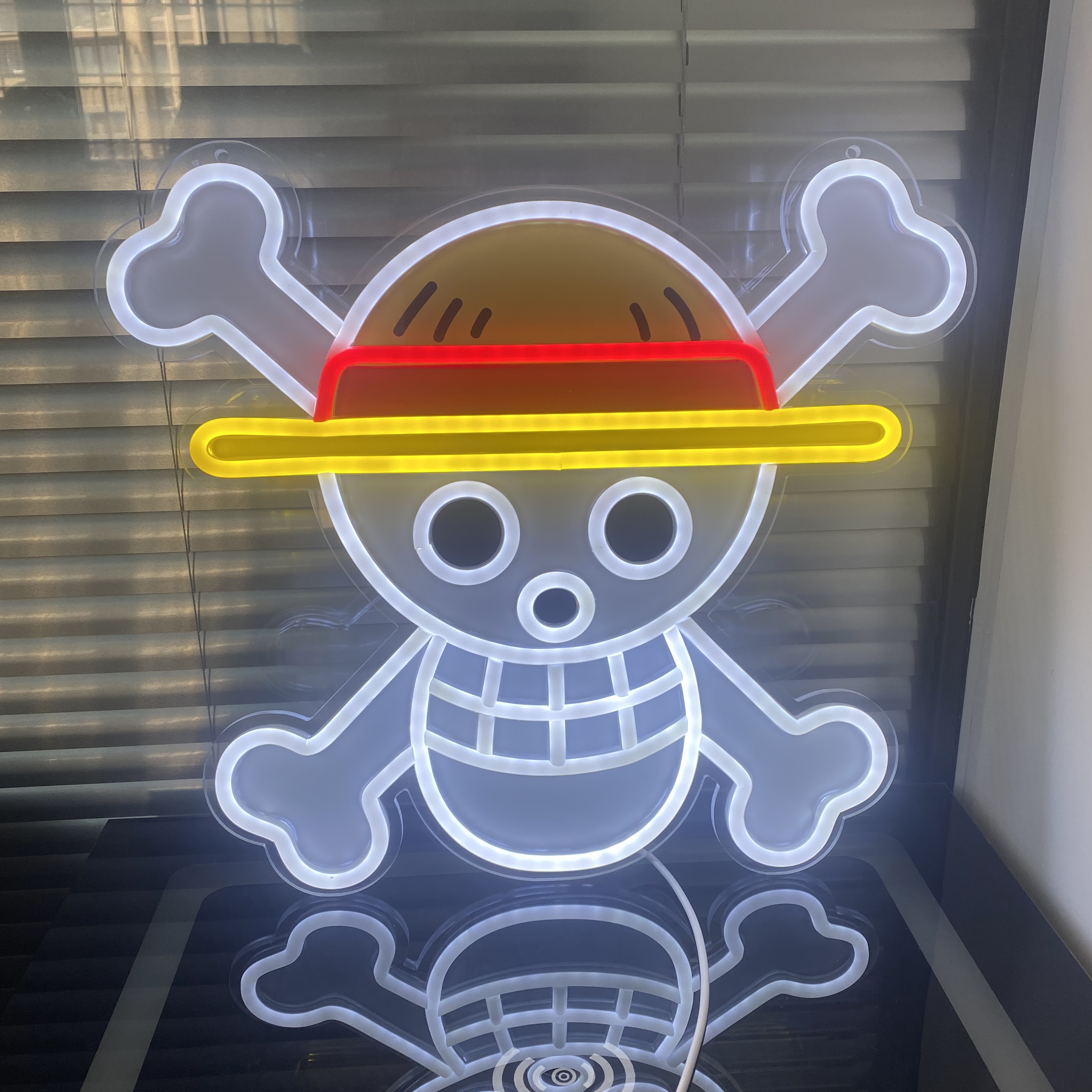 Pokemon One Piece Anime Neon S - Gaming Home Accessories บทวิจารณ์และราคา